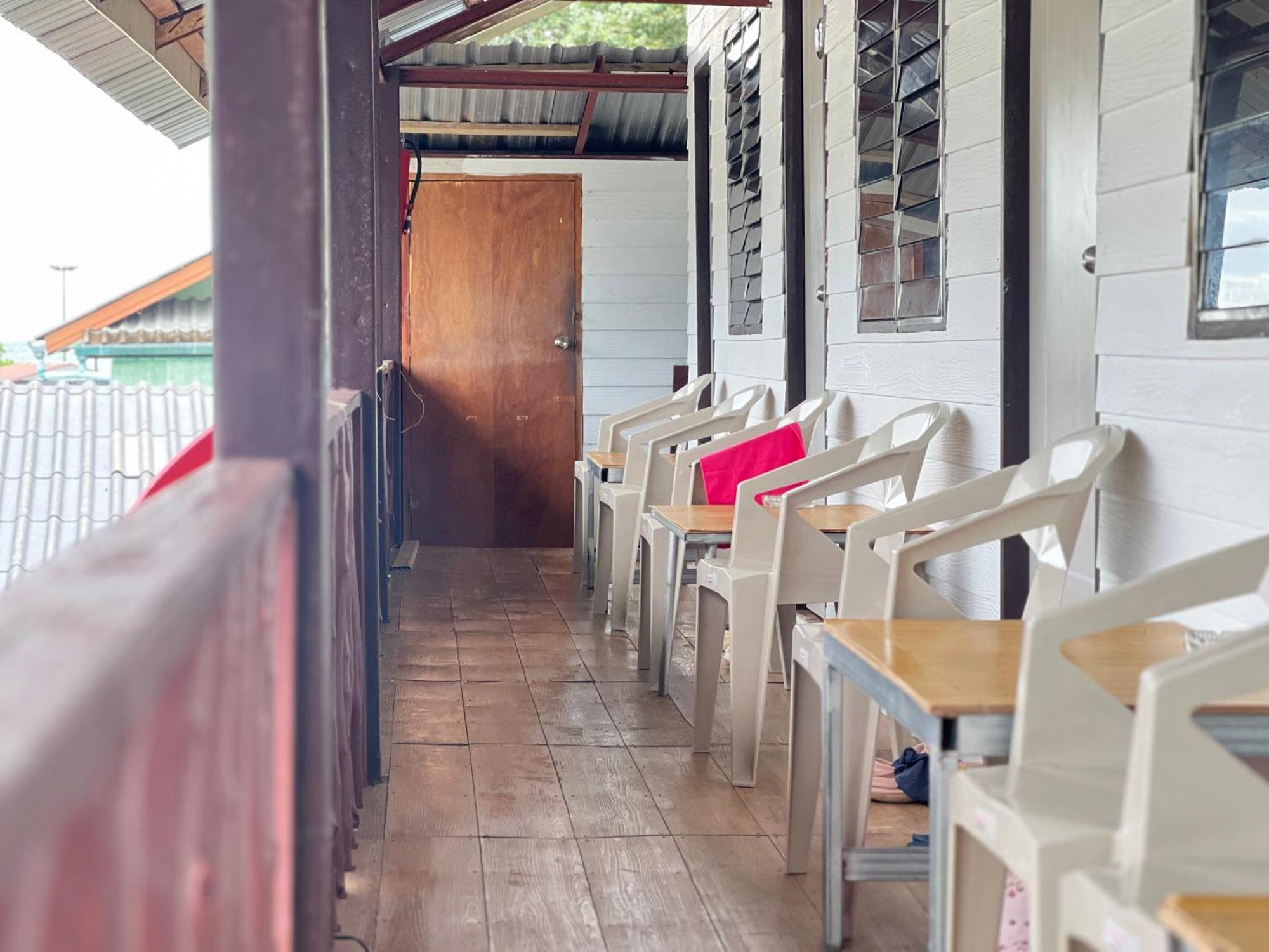 Lux Guesthouse Phi Phi Don Exterior photo